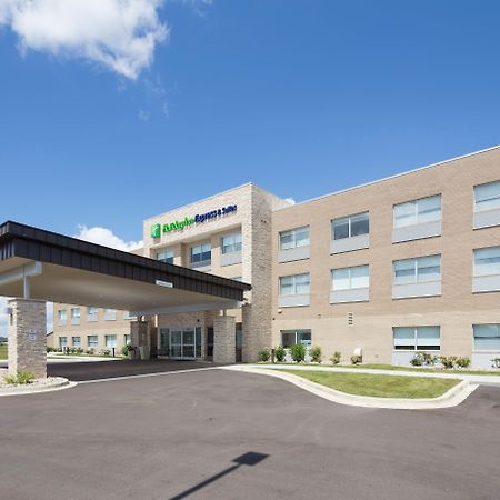 Holiday Inn Express & Suites Monroe By Ihg Екстериор снимка