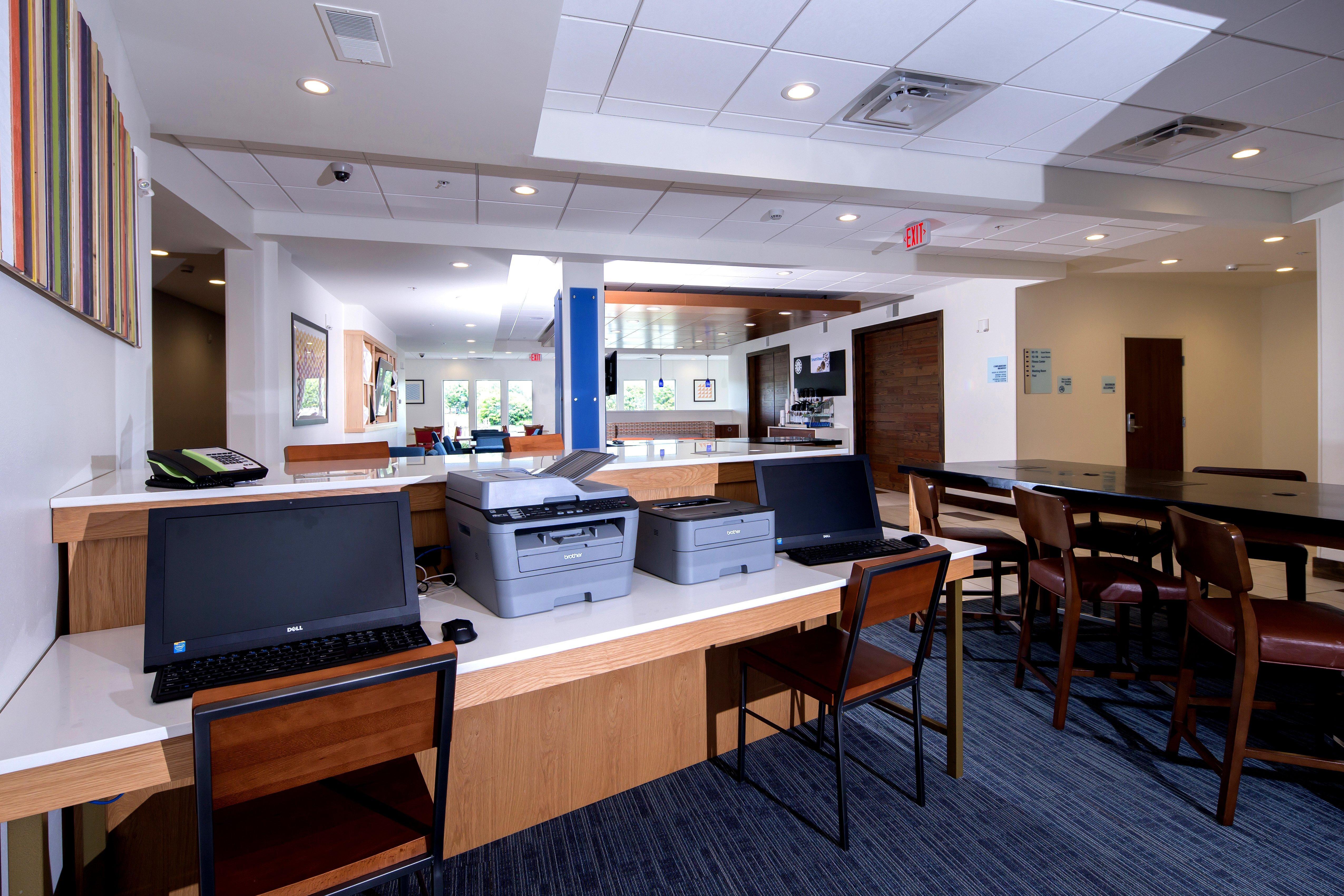 Holiday Inn Express & Suites Monroe By Ihg Екстериор снимка