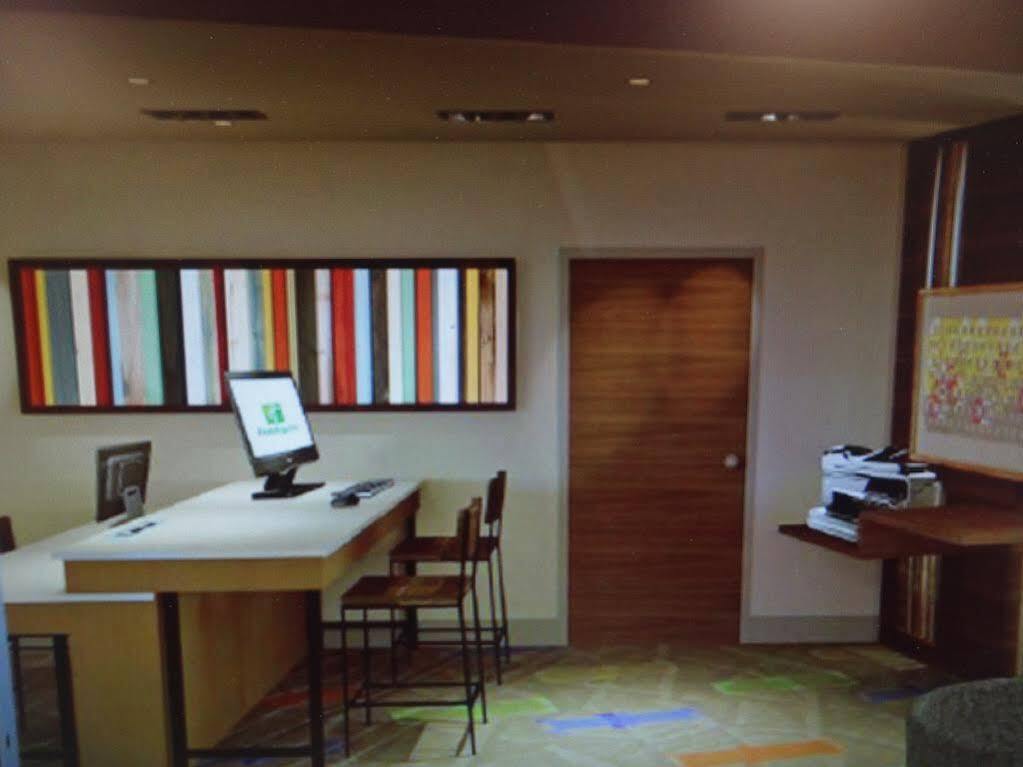 Holiday Inn Express & Suites Monroe By Ihg Екстериор снимка